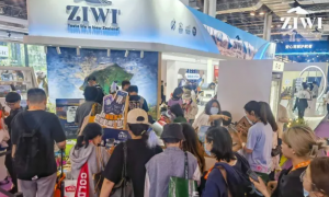 ZIWI滋益巅峰携新品亮相它博会，发布“四大巅峰标准”