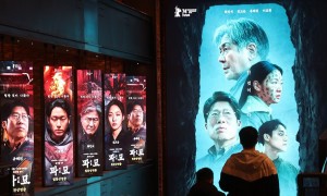 韩国票房：本土片《破墓》观影人次破800万